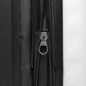 Laua’e Suitcase (Gray)